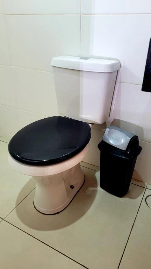 Casa Em Brotas Com Piscina E Churrasqueira Extérieur photo